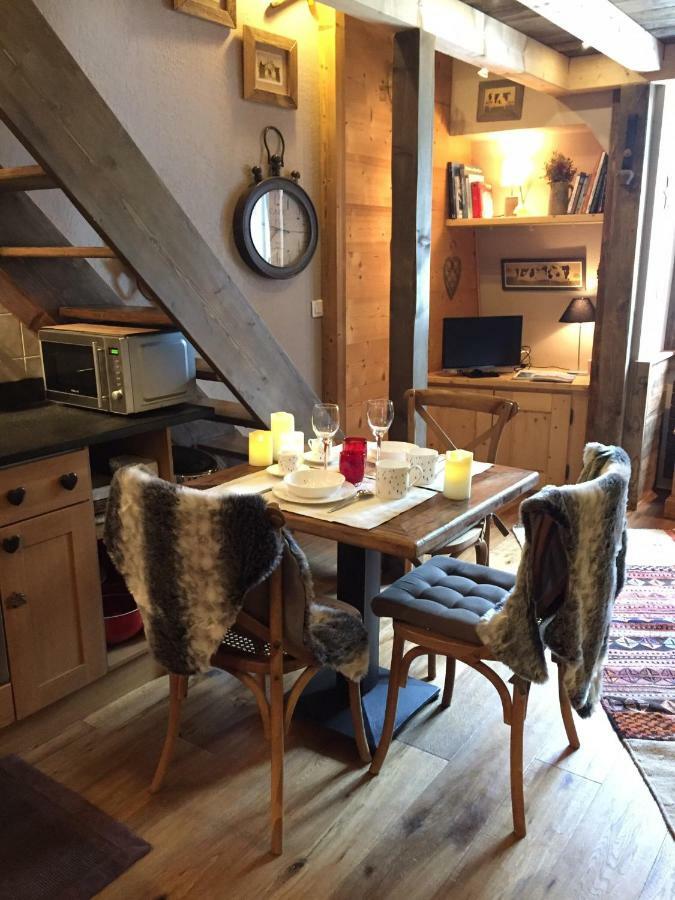 Duplex En Vieux Bois Hyper Centre Lägenhet Chamonix Exteriör bild